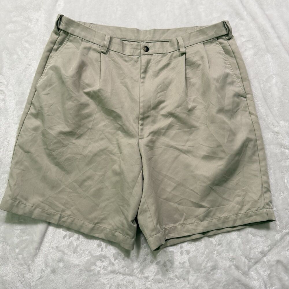 Haggar Men's Beige Cotton Chino Shorts Flat Front Zip Classic Fit 9" Inseam